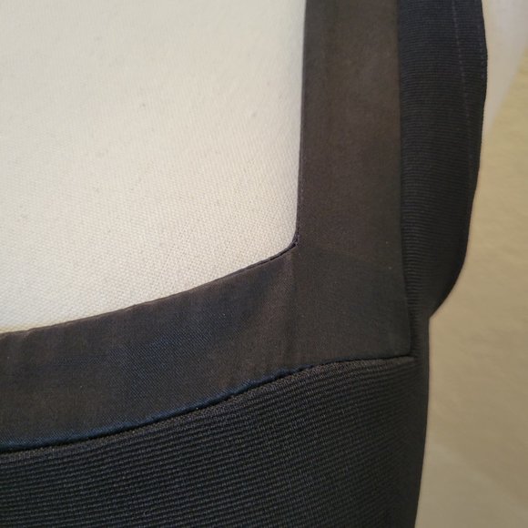 Ultimate Little Black Dress Sleeveless - Picture 3 of 7